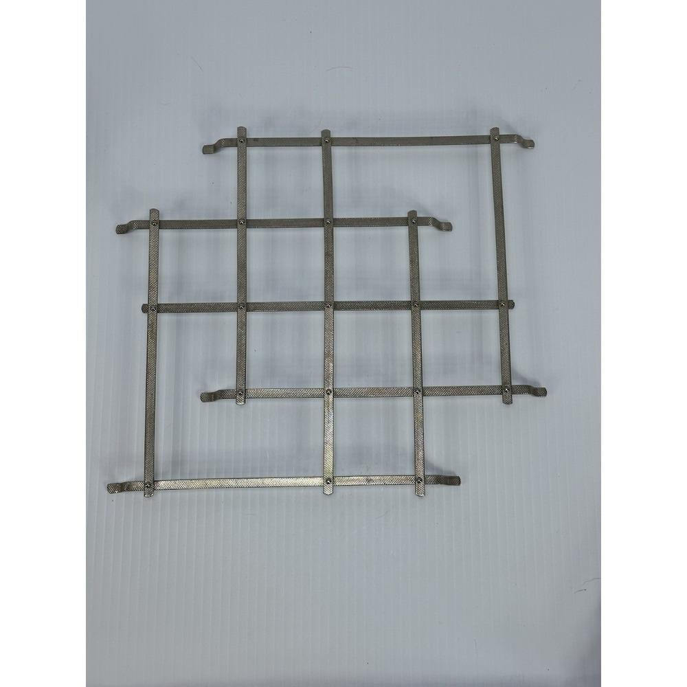 Vintage Silver Metal Folding Expanding Trivet Hot Plate Extendable Kitchen Rack
